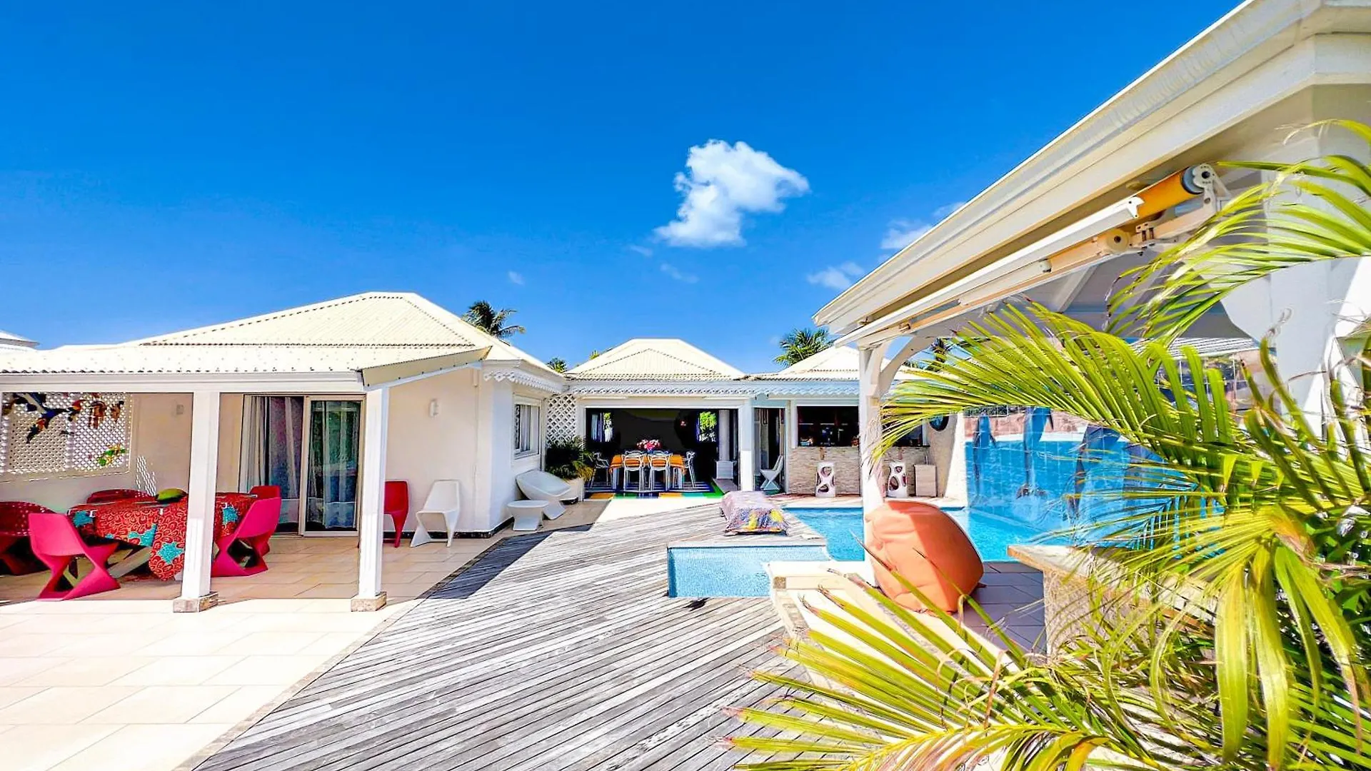 Villa Marie, Swimming Pool, Beach, Pontoon And Jacuzzi, All Private Baie Nettle