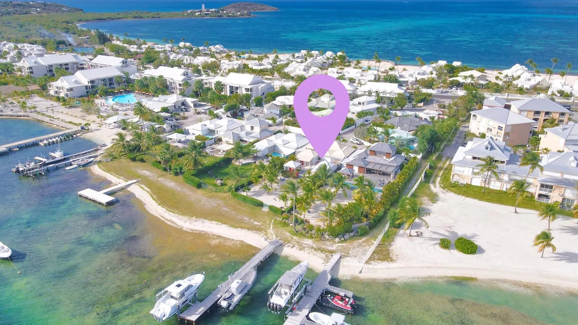Villa Marie, Swimming Pool, Beach, Pontoon And Jacuzzi, All Private Baie Nettle